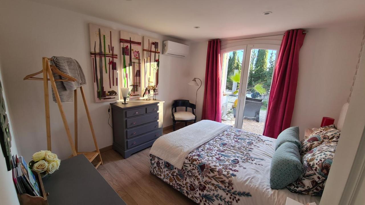 Bed and Breakfast Mas Orfeo Montauroux Exterior foto