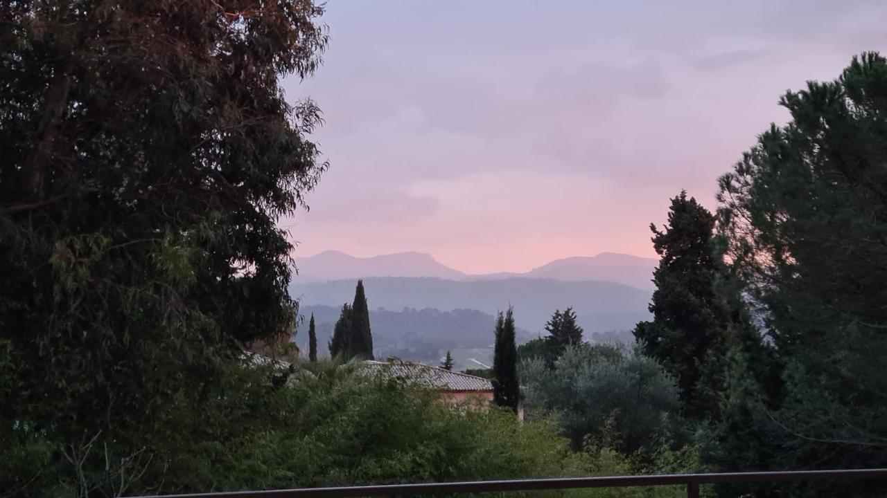 Bed and Breakfast Mas Orfeo Montauroux Exterior foto