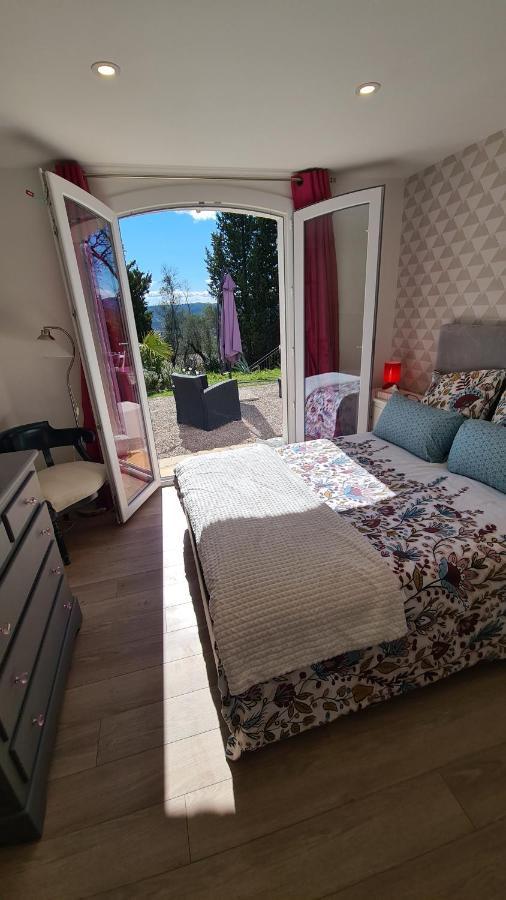 Bed and Breakfast Mas Orfeo Montauroux Exterior foto