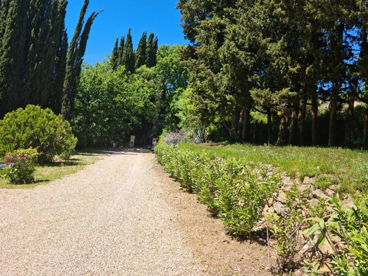 Bed and Breakfast Mas Orfeo Montauroux Exterior foto
